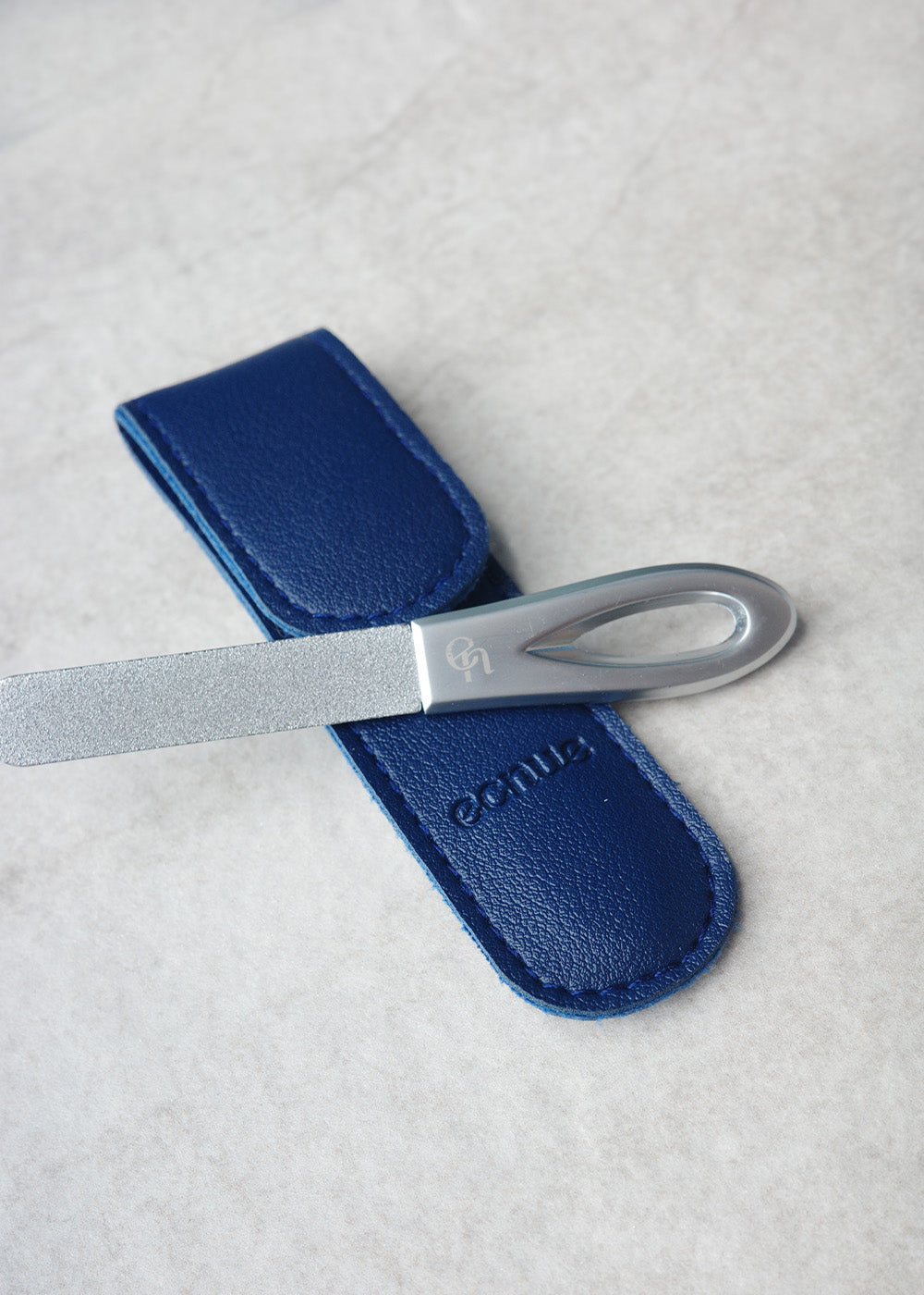 Portable nail file